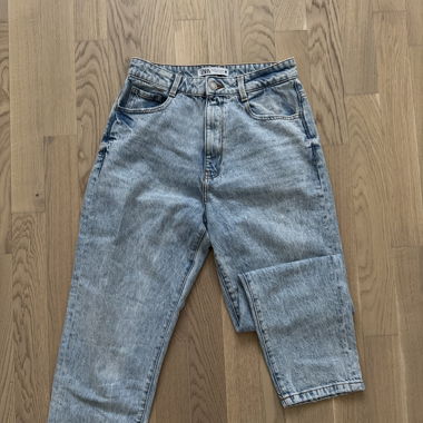 Zara Mom Jeans