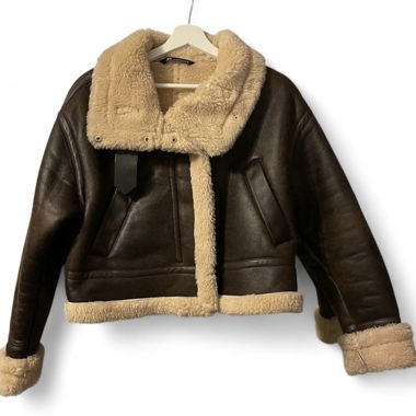 ZARA Kunstleder Jacke (XS)