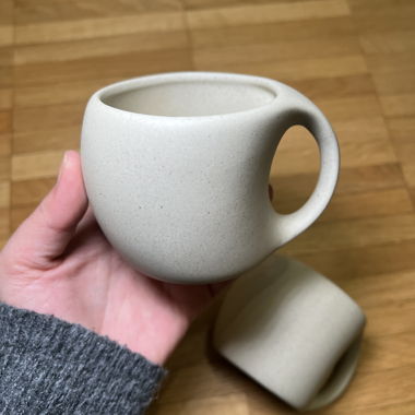 2 Ceramic Cups