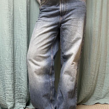 Wide Jeans