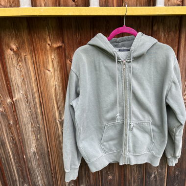baggy brandy melville zipper