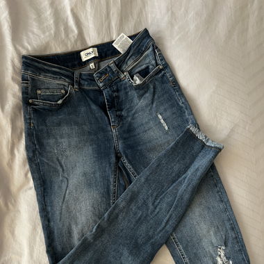 Jeans Only mit Rissen Gr. M/32