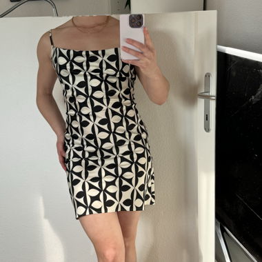 Satin Kleid in XS