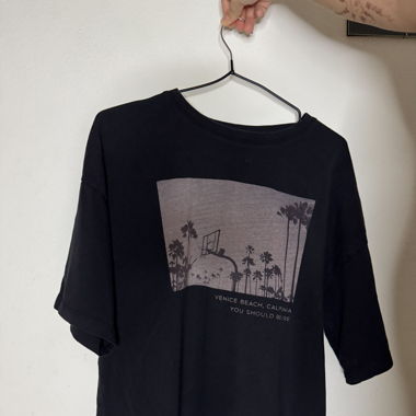 black graphic tee