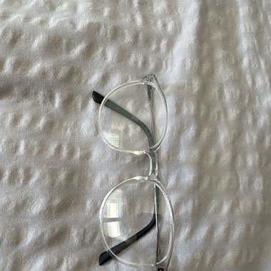LUNETTES DE VUE / TRANSPARENT