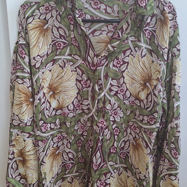 H&M Blumenbluse Gr. 36