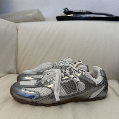 New Balance X Miu Miu 530 SL Sneaker