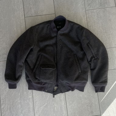 Giacca bomber grigia con tasche