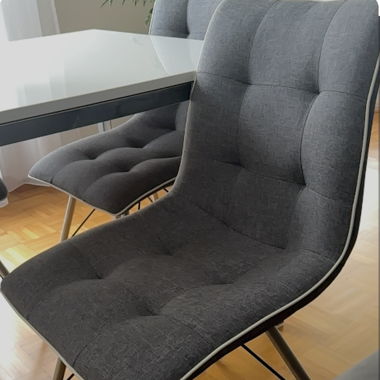 4 Stühle 