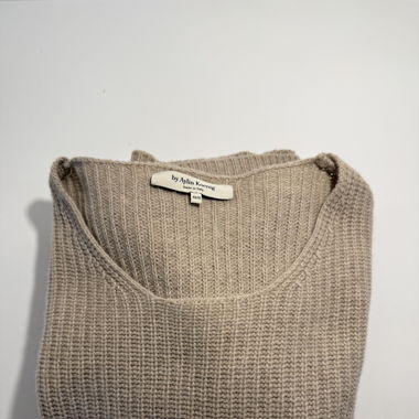 by Aylin König Knit