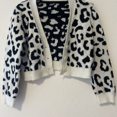 Cardigan court Defacto noir et blanc