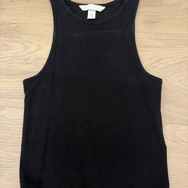 Black sleeveless top