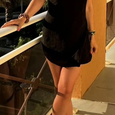 Robe noire courte 