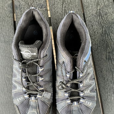 Chaussure de marche 37