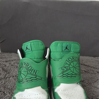  Sky Jordan scratch 