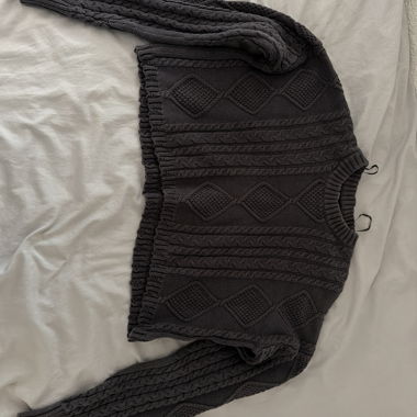 Women’s knitted sweater