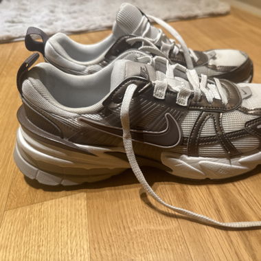 Nike Sneaker
