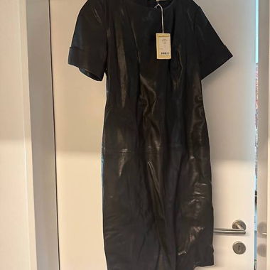 Abito in pelle nero Fogal