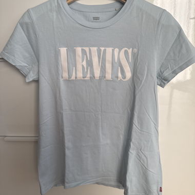 Light Blue Levi's T-Shirt