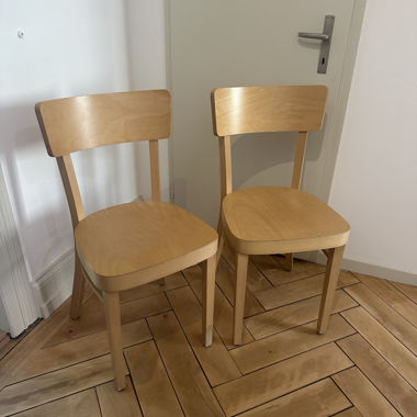 Sedia in legno classico di TON