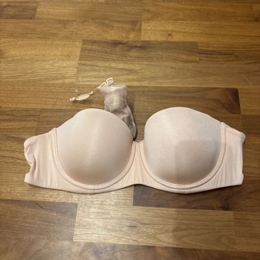 Soutien-gorge sans bretelles