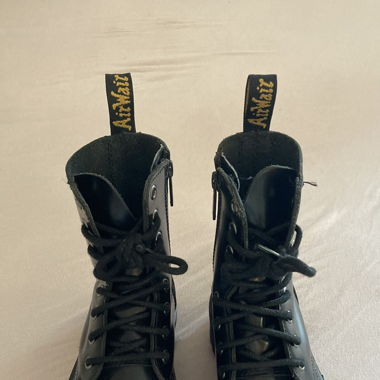 Dr. Martens nero, platform
