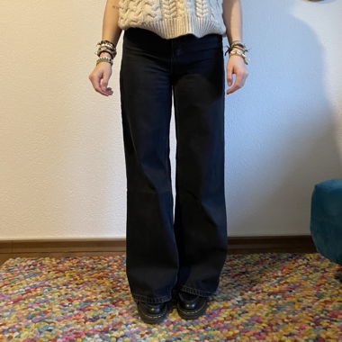 Black Jeans