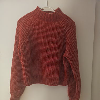 Rote Pullover
