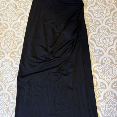 Black Skirt With Slit