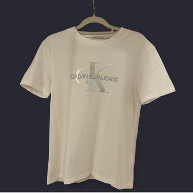 White Calvin Klein T-Shirt