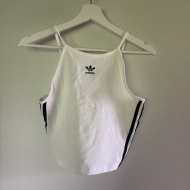 Adidas T-shirt 
