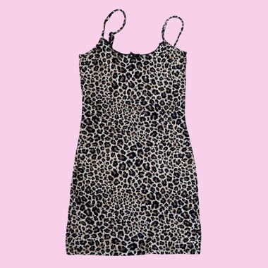 Robe nuisette à imprimé léopard