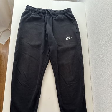 NIKE Trainerhose -schwarz