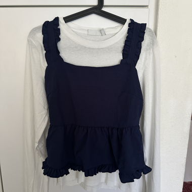 Cute blue peplum top with ruffles 