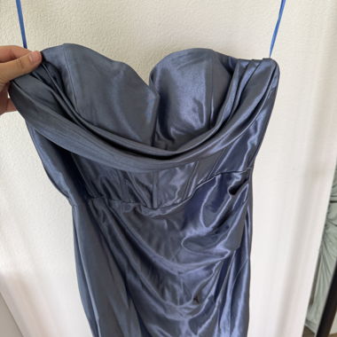 Abito da sera blu raso con corsetto/spacco