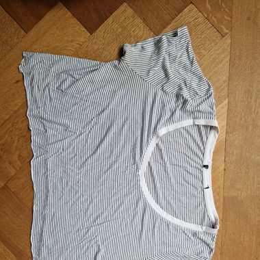 Selbstgecroptes Shirt
