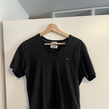 Schwarzes Tommy Hilfiger Shirt