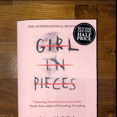 Englisches Buch: Girl in pieces - Kathleen Glasgow