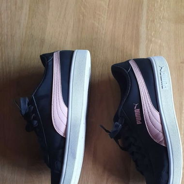 Chaussures Puma neuve taille 40