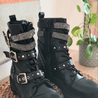Biker boots
