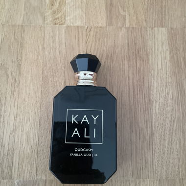Profumo Kayali Vanilla Oud 36