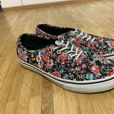 Vans with Floral print