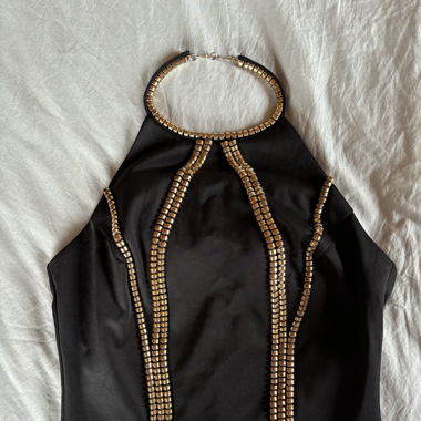 Top nero a collo scozzese