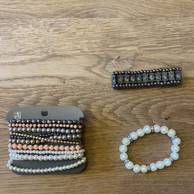 Armschmuck & Haargummi mit Schleife