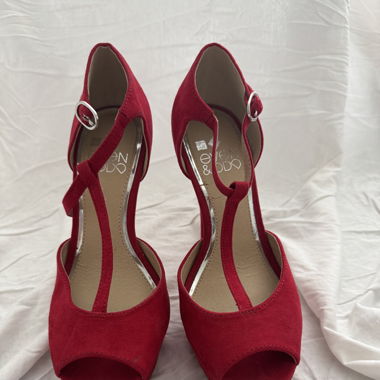 Even&Odd Pumps, Rot, Gr 36, gutem Zustand