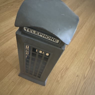 Telefonzelle aus Metall