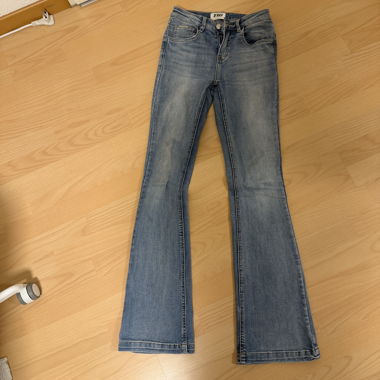 Jeans bootcut pour femmes