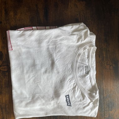 Levis T-Shirt