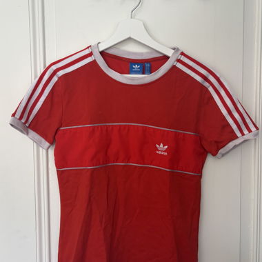 Adidas T-shirt 