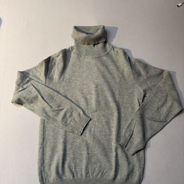 Pull col roulé gris M